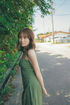 秋元真夏さんフォトブック「淡淡（あわあわ）」2025年8月20日発売決定！