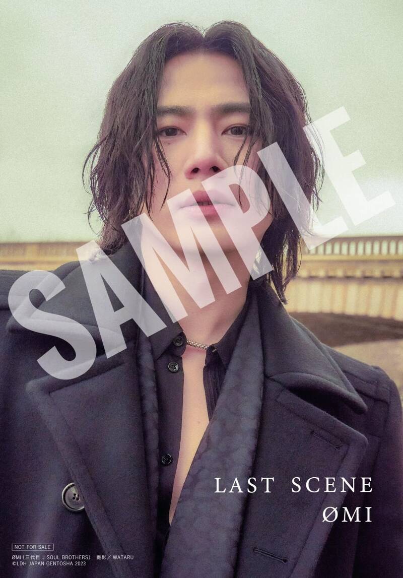 ØMI（登坂広臣）フォトエッセイ『LAST SCENE』各書店の特典写真を公開！ | 幻冬舎